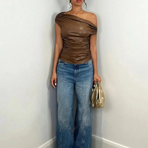 Brown Women's Casual Solid Color Asymmetric Neck Ruched Slim Fit T-Shirt - Picture 1 of 4